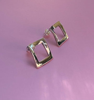 HOLLOW SQUARE silver earrings