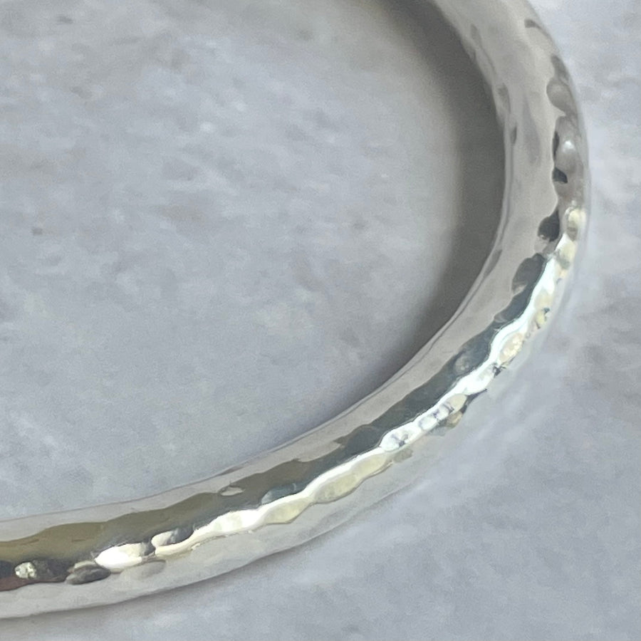 HAMMERED BANGLE silver bracelet