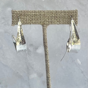 WITH A TWIST silver earrings