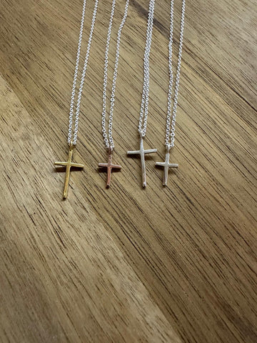 SIMPLE CROSS necklace