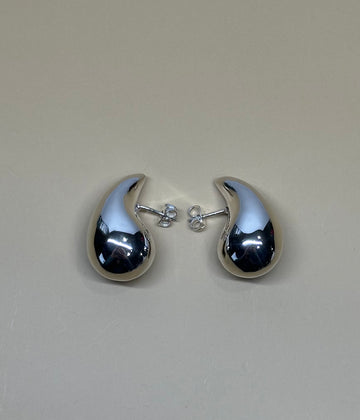 DROP silver earrings