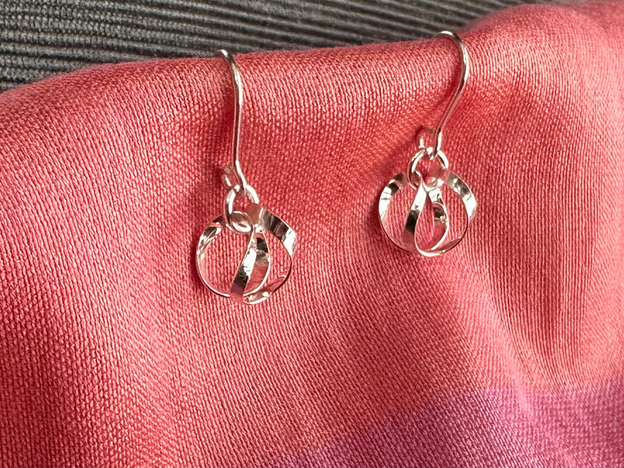 BUBBLE LINK dangling silver earrings