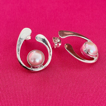 Cradled Pearl silver earrings