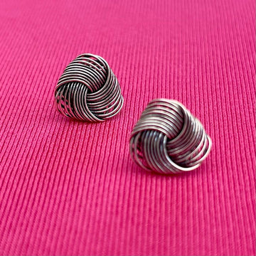 3 knot silver earrings