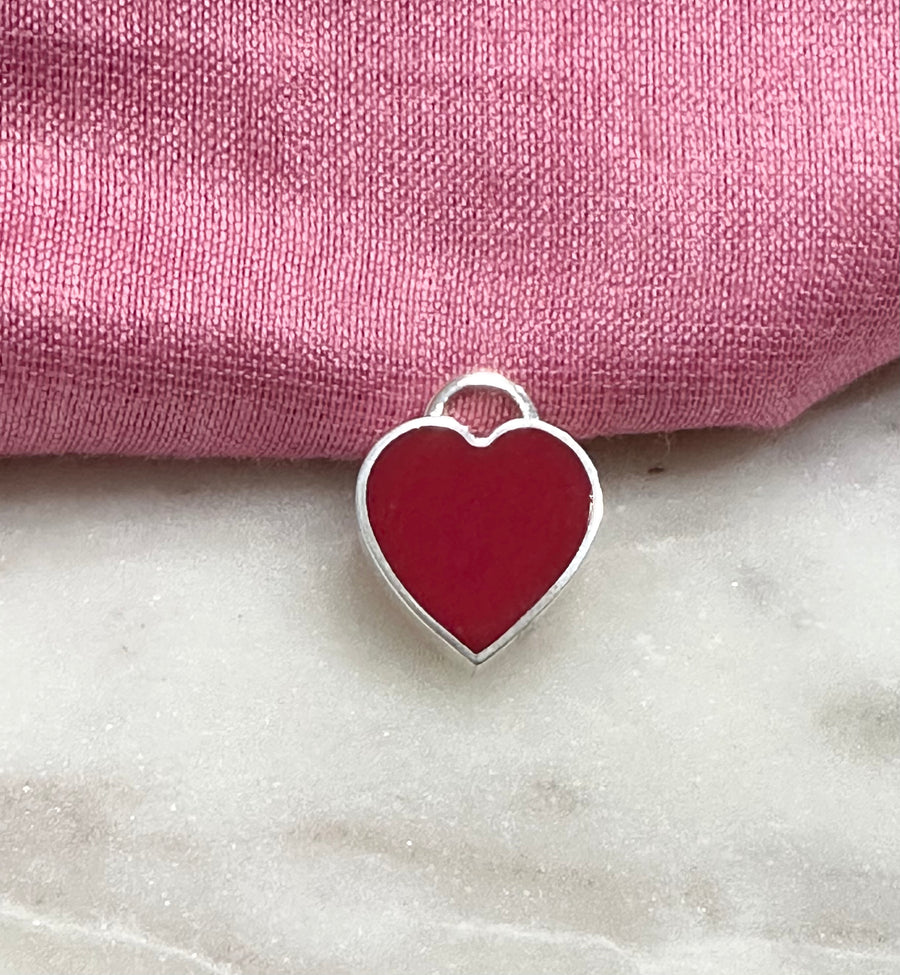 QUEEN OF HEARTS resin and silver charm