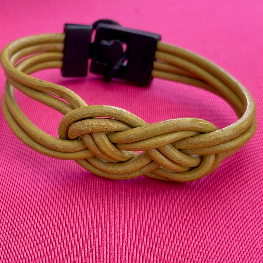 Leather bracelet