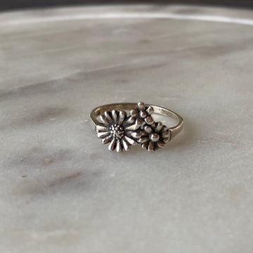 Gerbera Daisy silver ring