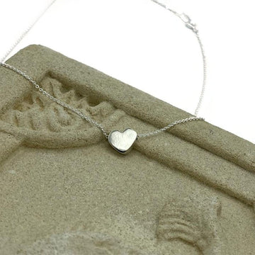 PETITE HEART silver necklace